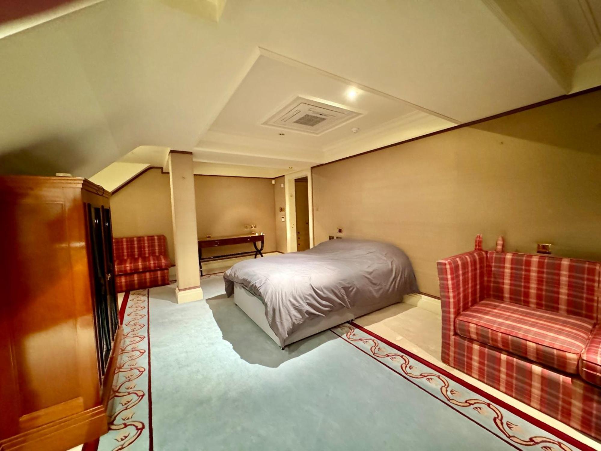 The Bishop Hotel Лондон Екстериор снимка