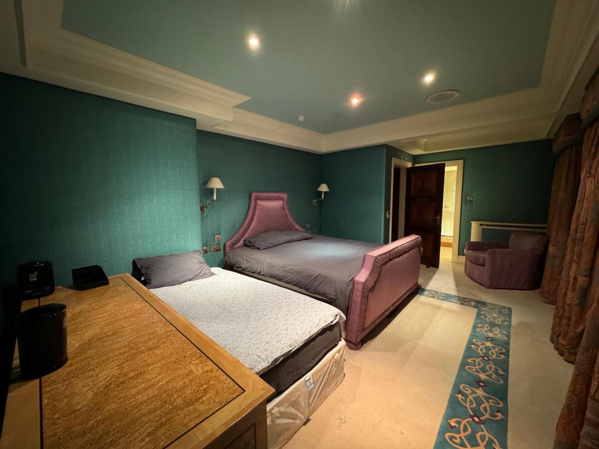 The Bishop Hotel Лондон Екстериор снимка
